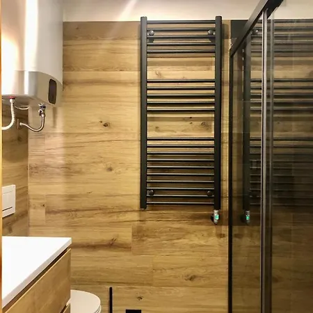 Central Apart Chalet شقة بيريوِل تْشيرفينيا